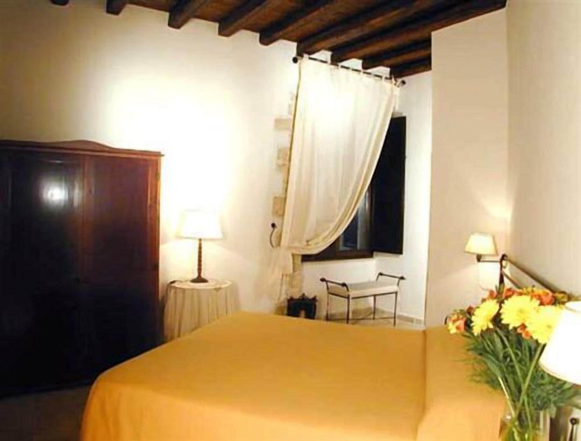 קונברסאנו Hotel Corte Altavilla מראה חיצוני תמונה